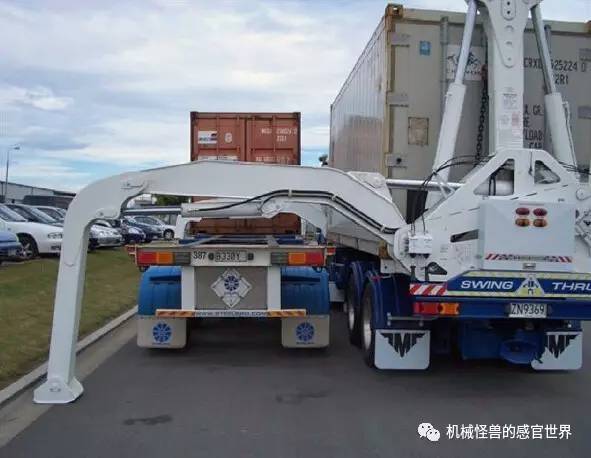 公路运输的另类——集装箱自装卸式运输车